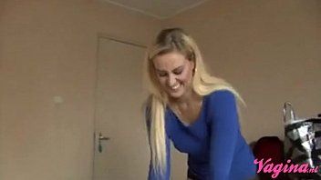 Jouer Femmes baisées Sibiu xnxx sexe avec des clients