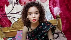 play Experimentați prima ștergere Saree a acestui drăguț indian Bhabhi în sex hindi fierbinte