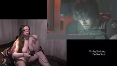 play Nude Resident Evil 3 Stream: امرأة سمراء مع الوشم والثقب