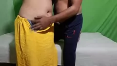 Abspielen Komal Bhabhi unvergessliche Heimfahrung: Hardcore Ficken und rasierte Muschi