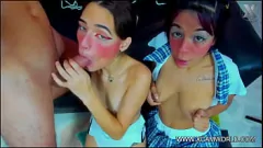 play Deepthroat drietal met twee vuile 18 -jarige amateurs