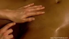 تشغيل استمتع بتجربة المتعة القصوى لتدليك النورو المثير مع عاشق آسيوي رائع