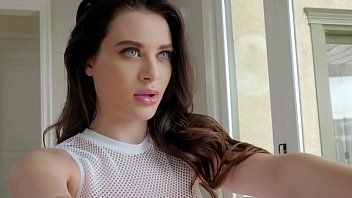 play امرأة الجنس الجيد لديها الجنس الجيد في كس مع طفلها الموهوب