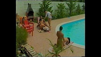 Reproducir Película xxx rusa con las actrices porno más geniales de Rumanía