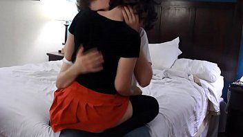 Afspelen sensuele opwinding met een nogal amateuristische tienervrouw